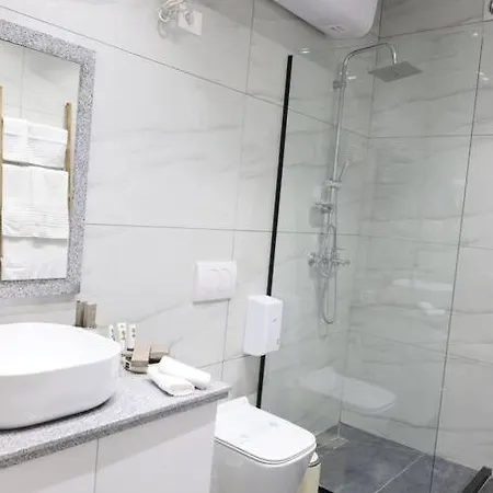 Hira Center 5 Daire Tiran
